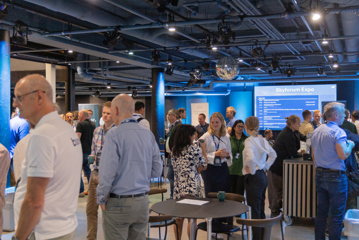 Mingling Expo